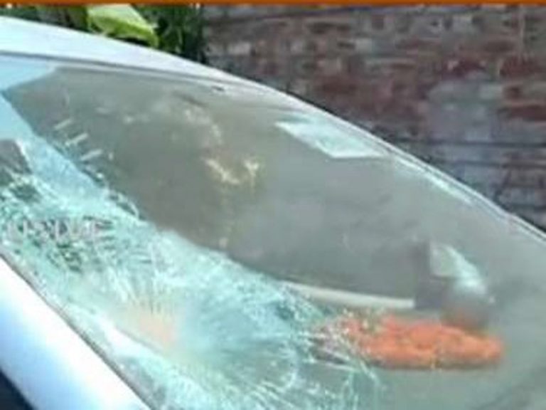 Suvendu Adhikari’s convoy attacked in Nandigram allegedly by TMC workers, journalist injured as the mob attack media contingent too