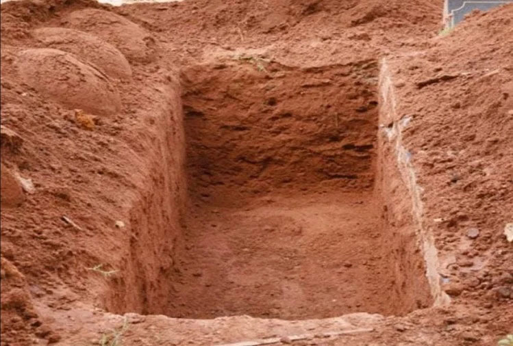 Covid-19 surge: No space to bury dead bodies in graveyards, graves being dug in advance to save time, crematoriums break down due to overload