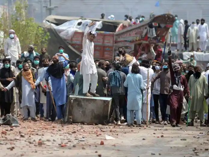 Pakistan Riots: TLP is leading violent protests against the Imran Khan government