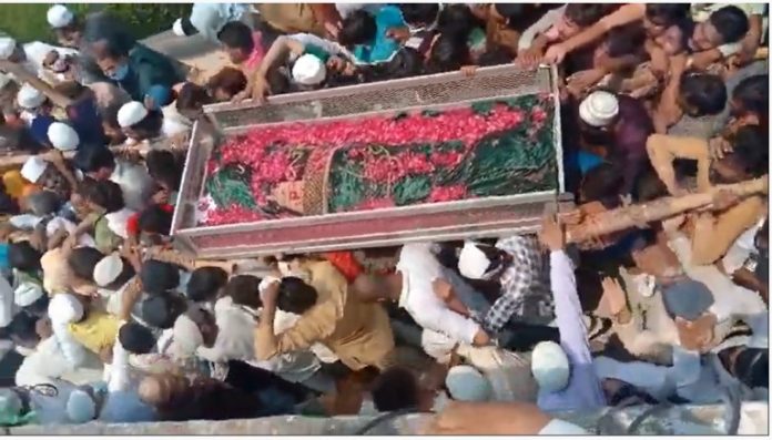 UP: Covid norms violated as crowd gather for funeral of Islamic cleric