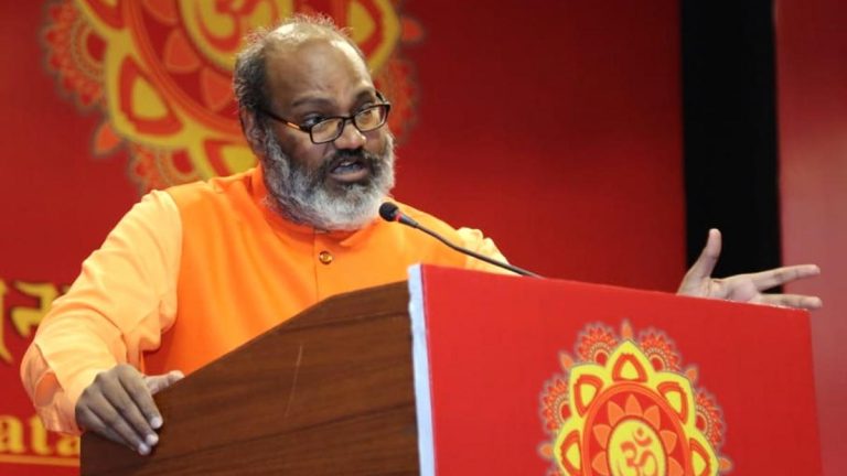 Assassination plot against Yati Narsighanand Saraswati foiled, Police recovers Bhagwa kurta, Kalava, Mala and Chandan-tika from JeM terrorist