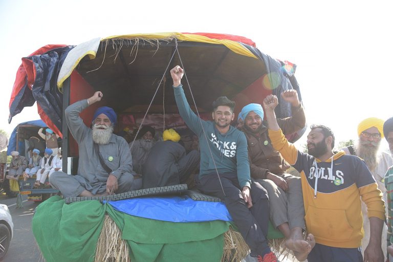 After maligning the Kumbh Mela, read how propagandists at Alt News, ‘journalists’ are defending mass gathering at farmer protests