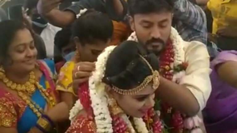Madurai couple get married inside chartered SpiceJet flight, DGCA seeks reports from airlines, airport authorities
