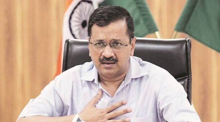 Arvind Kejriwal govt expels 7 journalists from Whatsapp group after report critical of govt handling of oxygen crisis, senior journalists keep mum