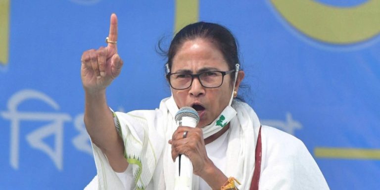 Mamata Banerjee pretends to appeal for calm, inflames passions further as BJP workers continue to get attacked: Here is how