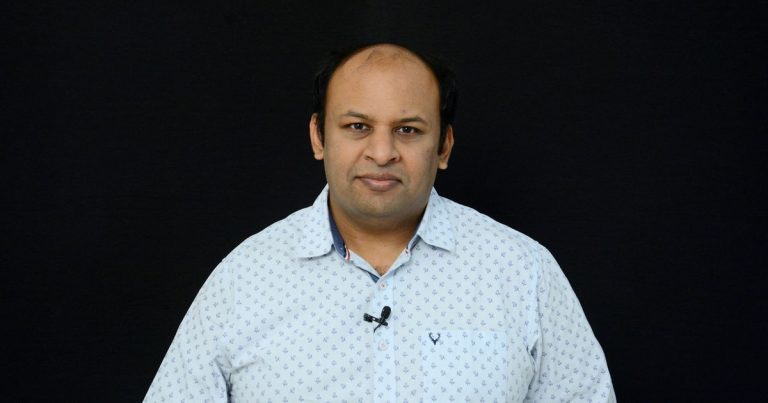 Alt News co-founder Pratik Sinha justifies Sharjeel Usmani’s hateful rant following Rohit Sardana’s death