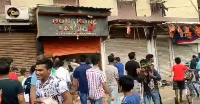 TMC workers loot shop of BJP karyakarta