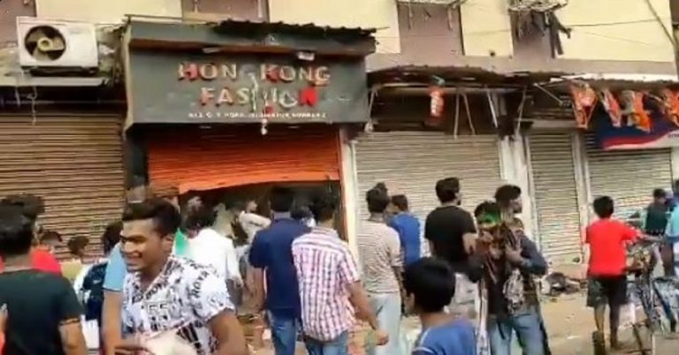 TMC workers loot shop of BJP karyakarta after trends showed Mamata Banerjee’s victory, video goes viral