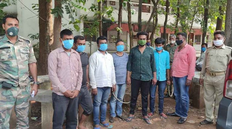 Bokaro: Police recover 6 kgs of Uranium from a smuggling gang, 7 smugglers arrested