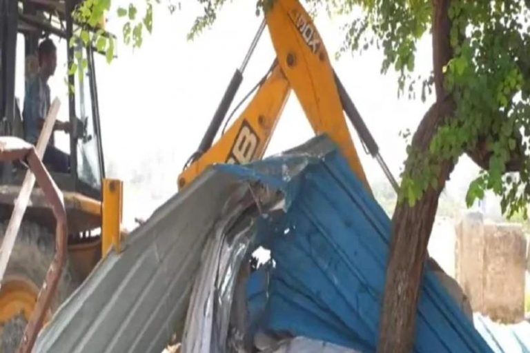 Uttar Pradesh: Local administration in Hardoi demolish a 10-year-old Muslim shrine that was illegally constructed on encroached land