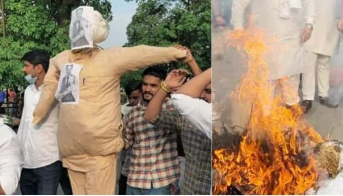 Effigy of Akshay Kumar burnt over name of upcoming movie 'Prithviraj'