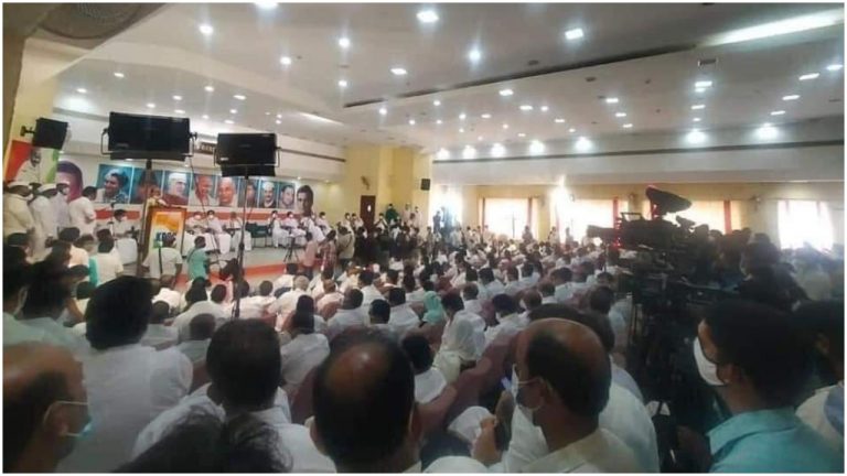 After denying permission to BJP to hold a core committee meeting, Kerala govt allows Congress to conduct ceremony to induct Congress President