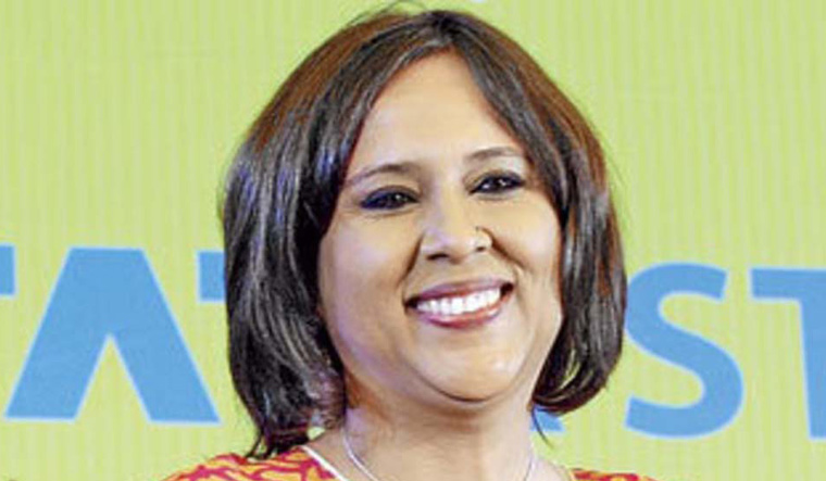 Barkha Dutt Criticised For Reporting From Inside The Icu Of Hospital