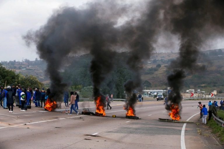 Indians face racist abuse online, threatened with rape and massacre as violence breaks out in South Africa
