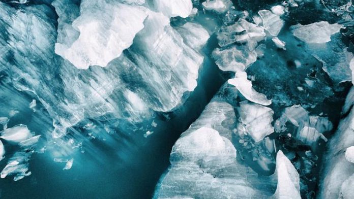 China: Scientists found frozen viruses in 15,000 year old ice samples