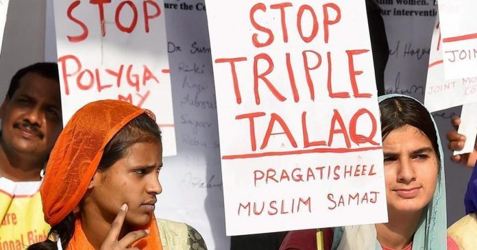 Gujarat: One Javed and Mushtaq booked for giving Triple Talaq to their wives