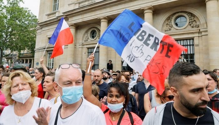 France: Massive protests break out over mandatory vaccination, demonstrators vandalise vaccination centres