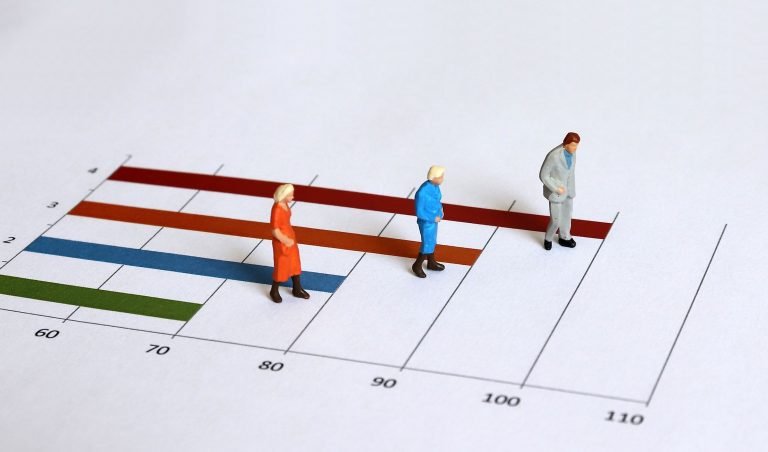 Covid-19: United States sees highest-ever deaths in a single year and highest fall in life expectancy since World War II
