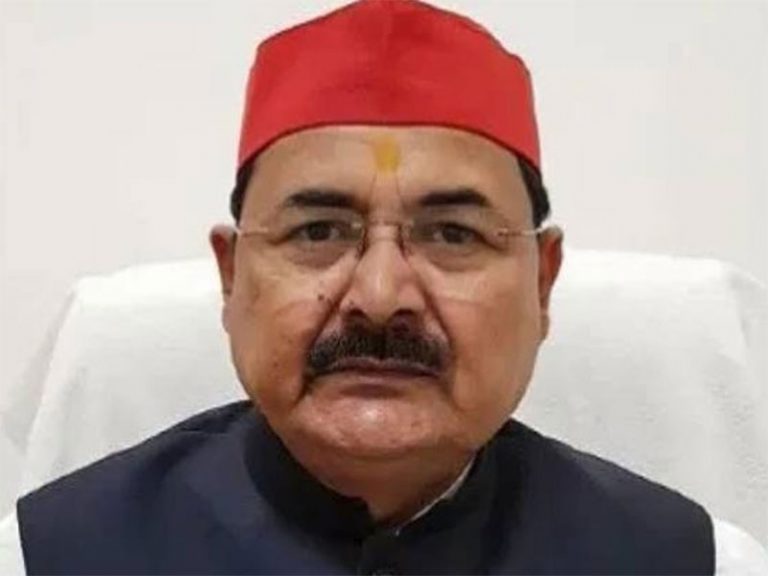 Samajwadi Party leader spreads fake news days after it was already debunked