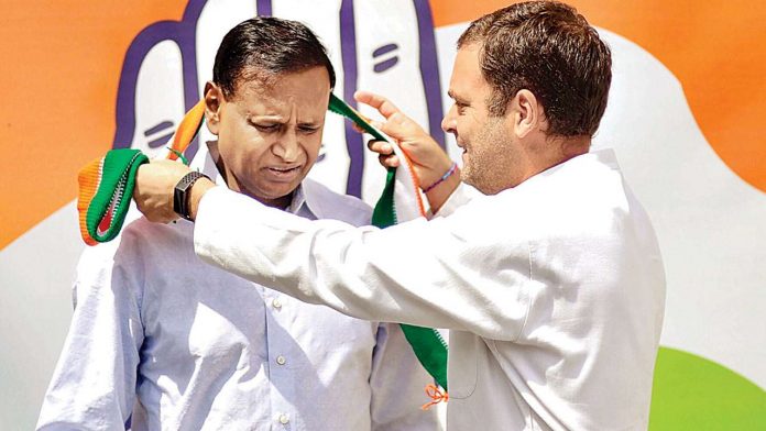 Congress leader Udit Raj again trolled by Islamists for comments against Burkha and Taliban, trend #उदितवा_नंगा_है on Twitter: Details