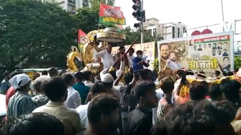 Mumbai: SP MLA Abu Azmi arrives on horse-chariot brandishing a sword, booked for violating Covid-19 norms
