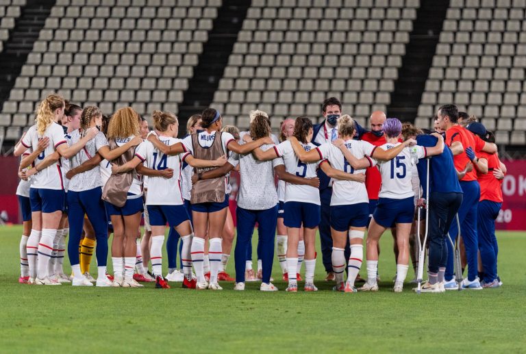 Americans cheer as ‘woke’ US women’s soccer team loses to Canada in Tokyo Olympics semifinals