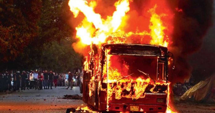 Madhya Pradesh, 4 held for planning to fire bullets at Hindu Jagran Manch rally and trigger riots