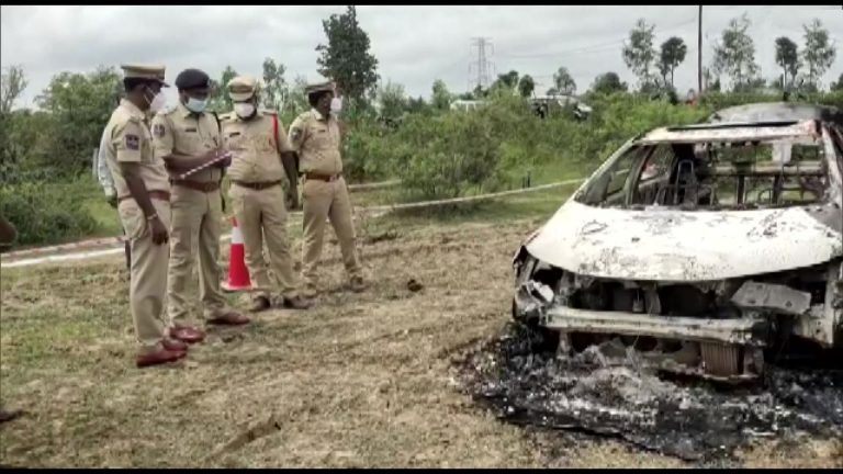 Telangana: BJP leader found dead in the trunk of his burnt car in Medak
