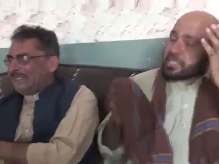 Reality behind ‘press conference’: Taliban brutally assault journalists for covering protests, prevent woman anchor from entering office