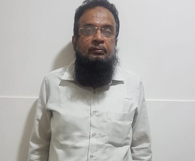 Gujarat police reaches UP to arrest Umar Gautam and Salahuddin Sheikh