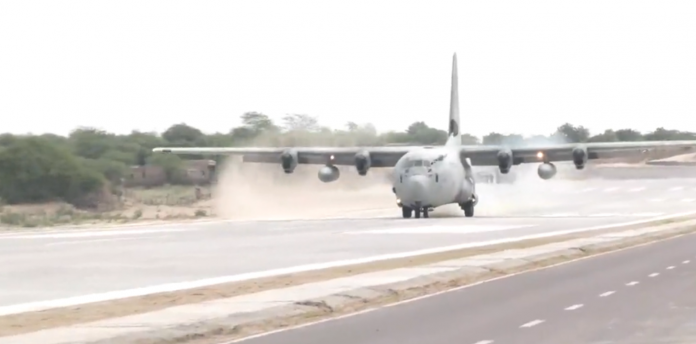 IAF planes land on ELF on NH 925, Rajasthan