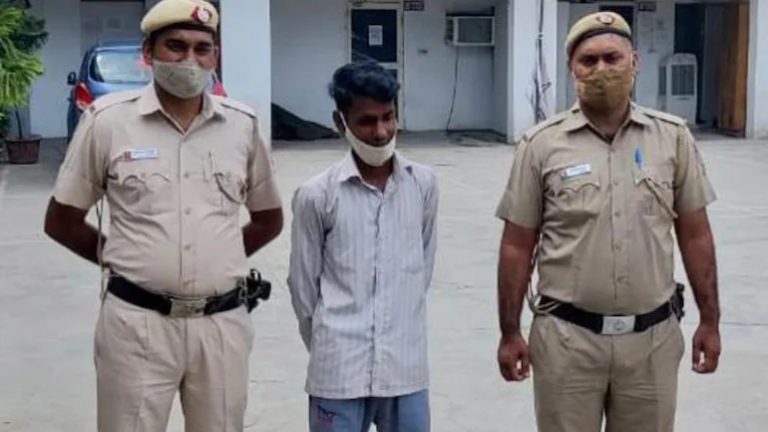 Uttar Pradesh: AC mechanic Abdul Samad arrested for posing as a woman on Instagram and luring minor girls to send obscene photos and videos