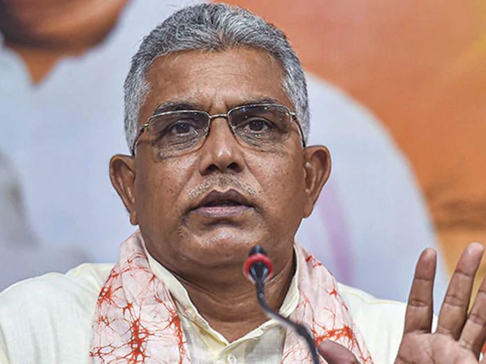 TMC supporters attack Dilip Ghosh before the Bhowanipore bypoll : West Bengal