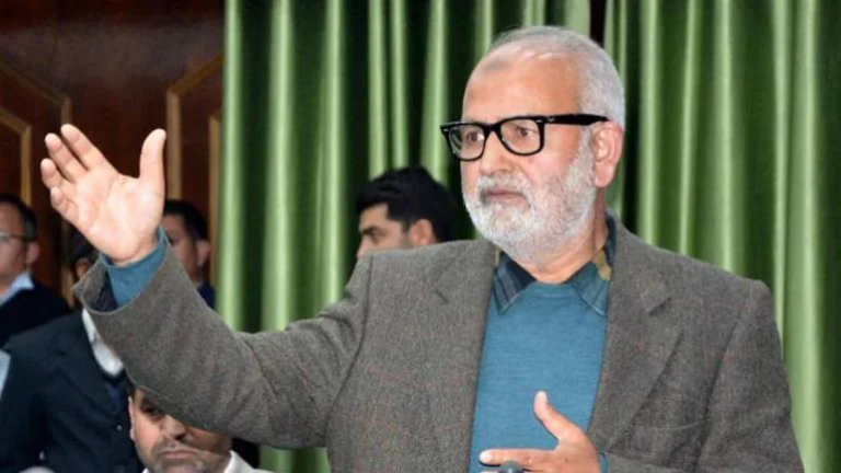 PDP leader Naeem Akhtar praises Taliban for ‘allowing women protests’, targets Indian govt over restrictions after Geelani’s death