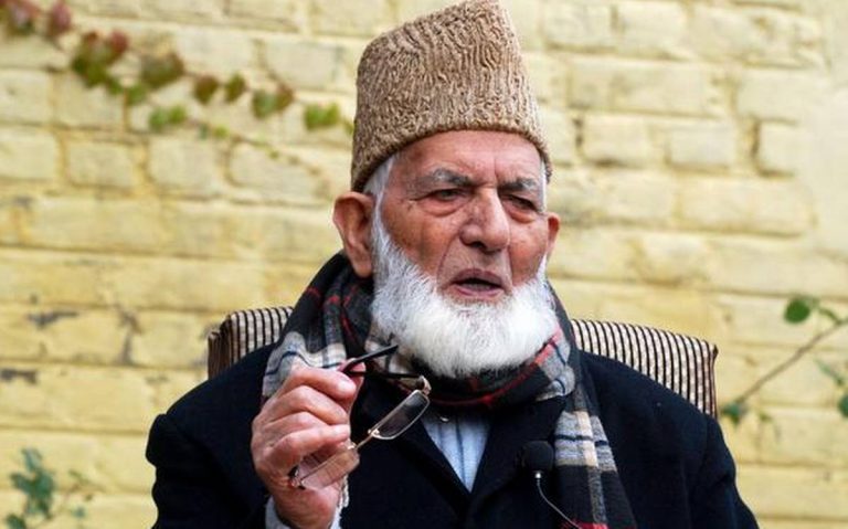 Kashmiri separatist leader Syed Ali Shah Geelani dies at the age of 92 in Srinagar
