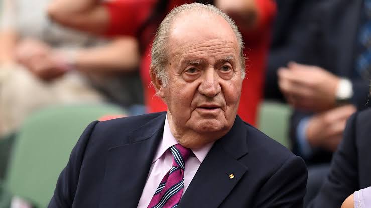 Spain: Former monarch Juan Carlos was given female hormones to curb his sex drive, reveals former cop