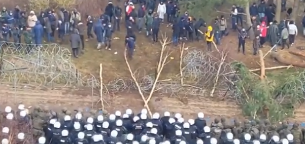 Middle East migrants clash with Polish Border forces along the border with Belarus