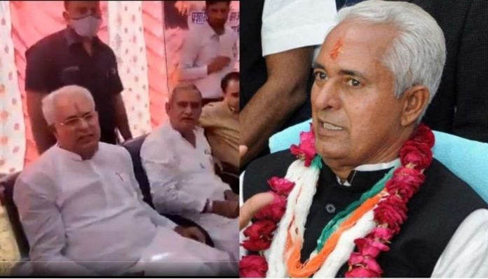 Congress Minister insults old man whose son has been missing for 2 years