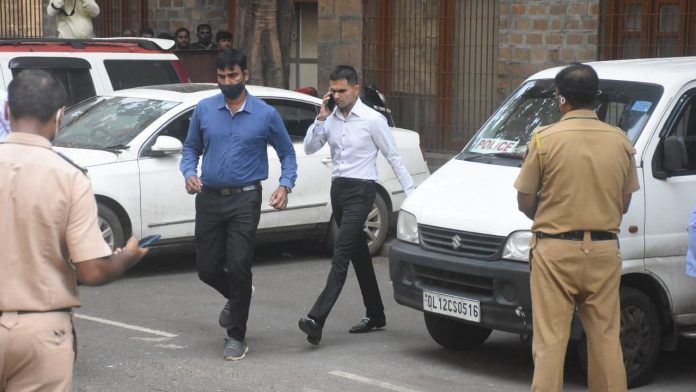 National SC commission VC visits Sameer Wankhede's home