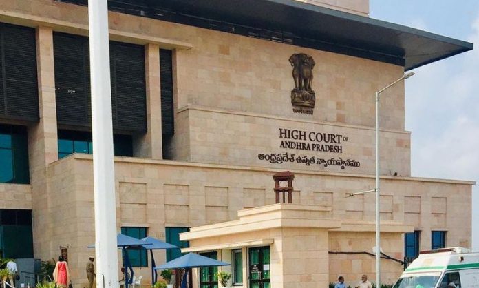 Andhra Pradesh HC find 'conspiracy' in criticism of Judges , denies bail