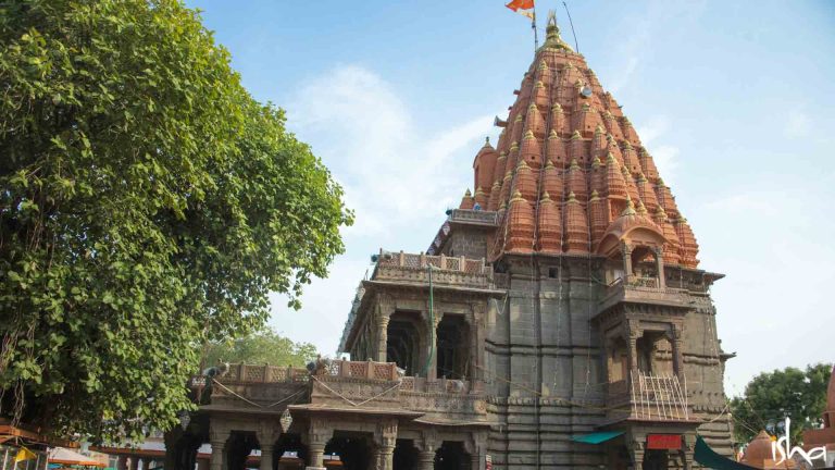 Madhya Pradesh: Mohammad Yunus Mulla becomes Abhishek Dubey to get entry into Bhasma Aarti of Mahakal Temple