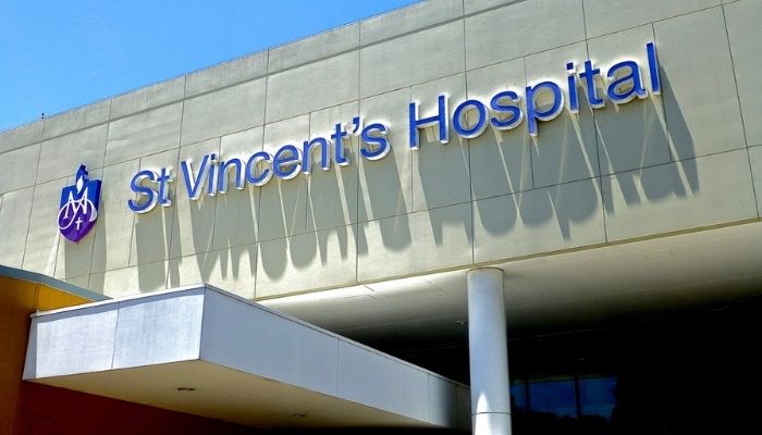 Australia: Hospital in Sydney apologises after it mistakenly tells 400 Covid-19 patients that they tested negative
