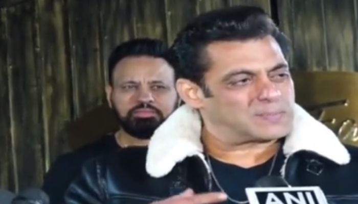 ‘Tiger Zinda Hai, Saanp Bhi Zinda Hai’: Salman Khan narrates how the snake bit him at the farmhouse