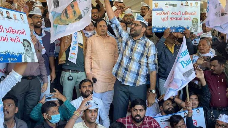 Gujarat: Top AAP leaders sent to Sabarmati jail over allegations of rioting, harassment, assault after they storm BJP office