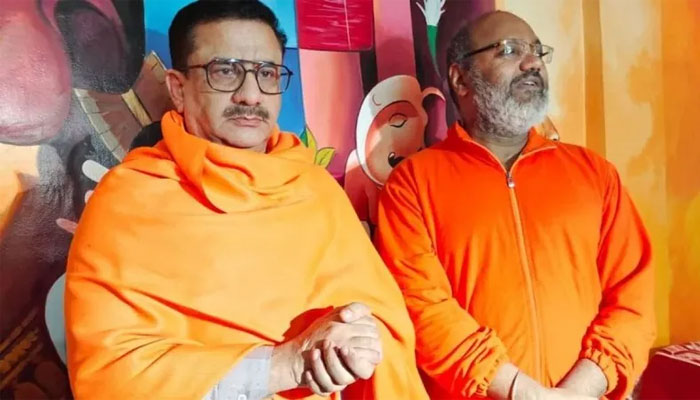 Wasim Rizvi becomes Jitendra Narayan Swami: Former Shia Waqf Board chief reverts to Hinduism at Dasna temple