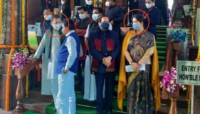 Rahul Gandhi and Smriti Irani exchange a look outside the Parliament, Netizens wonder if there is an 'Amethi' taunt embedded