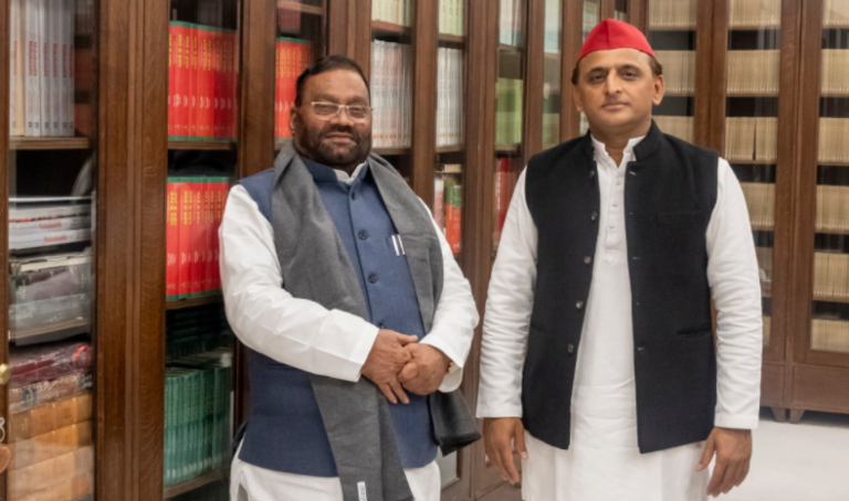 UP: Cabinet minister Swami Prasad Maurya resigns, Akhilesh Yadav welcomes him into SP