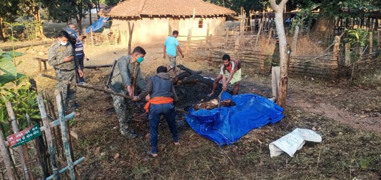 Jharkhand: Former Maoist burnt alive by villagers for illegally cutting Sal trees, over 200 people booked
