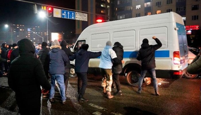 Kazakhstan government dissolved amid violent protests over rising LPG prices after its deregulation, president declares emergency