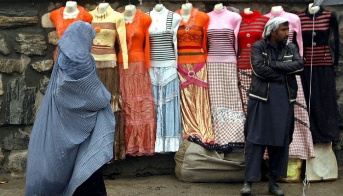 Taliban orders beheading of clothes shop mannequins because they are “sinful idols” and violate Sharia laws